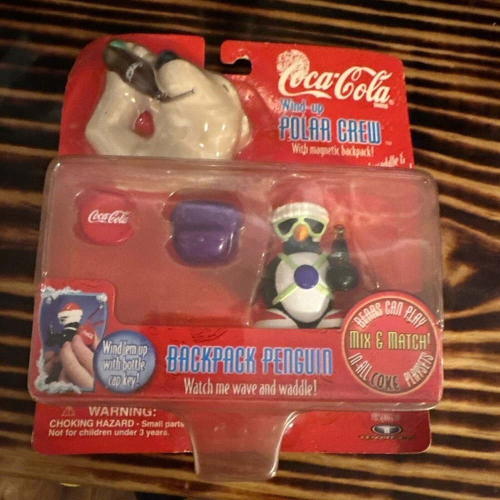 Trendmasters Coca Cola Coke - Wind Up Polar Crew - New - Backpack Penguin‎